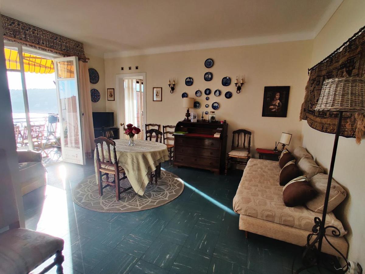 Vintage Flat Overlooking Villefranche Bay Leilighet Eksteriør bilde